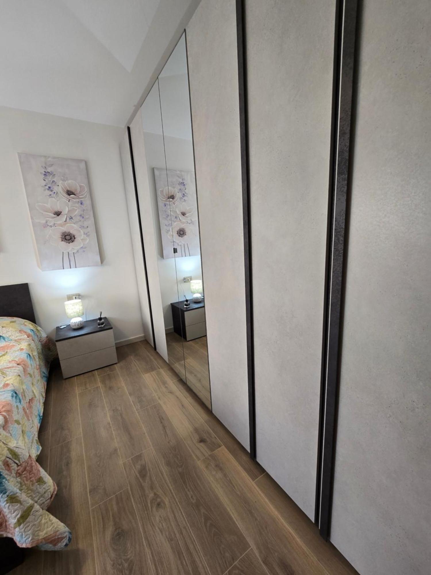 לינה וארוחת בוקר גורגונזולה New Living Milano מראה חיצוני תמונה