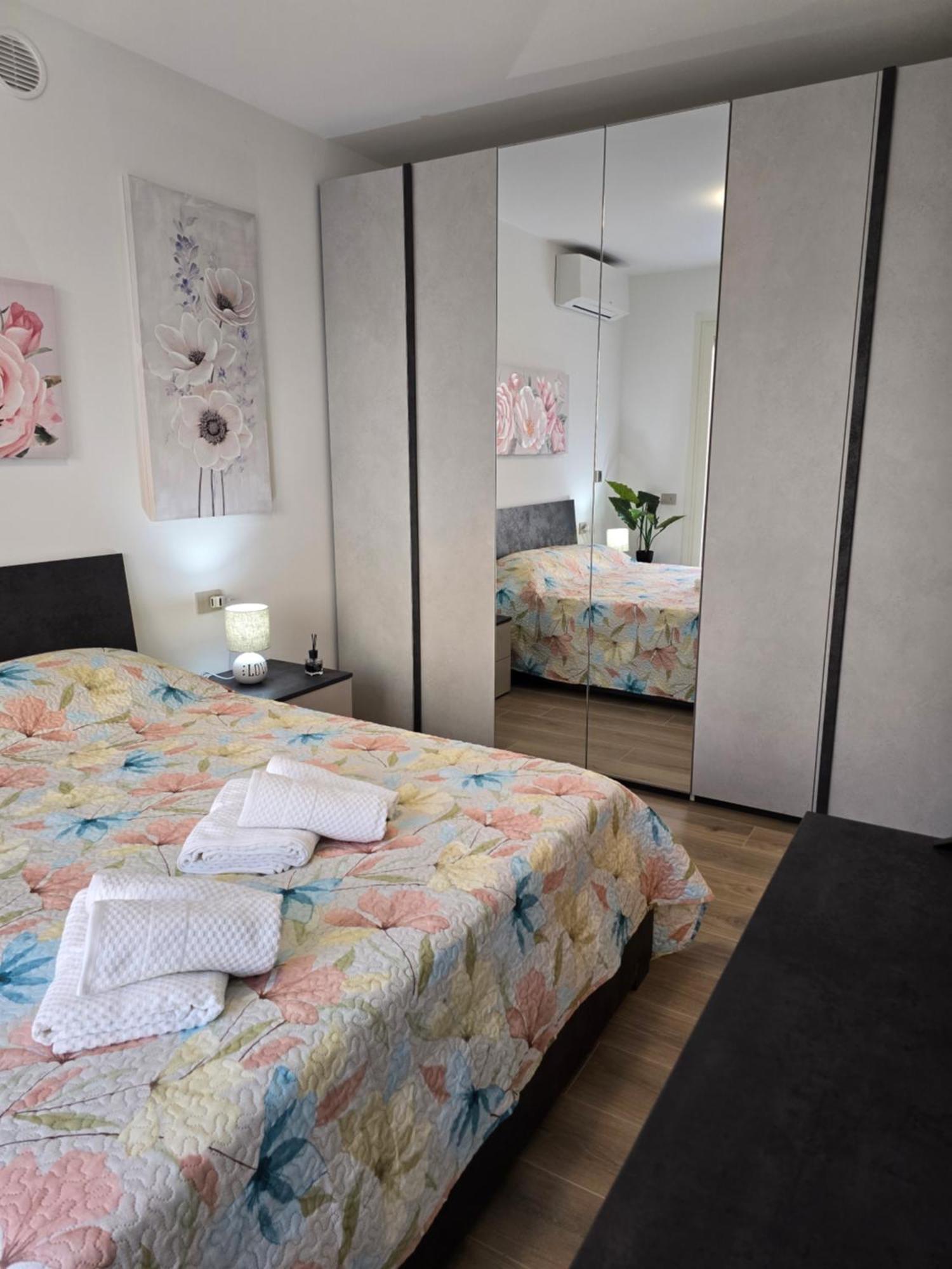 לינה וארוחת בוקר גורגונזולה New Living Milano מראה חיצוני תמונה