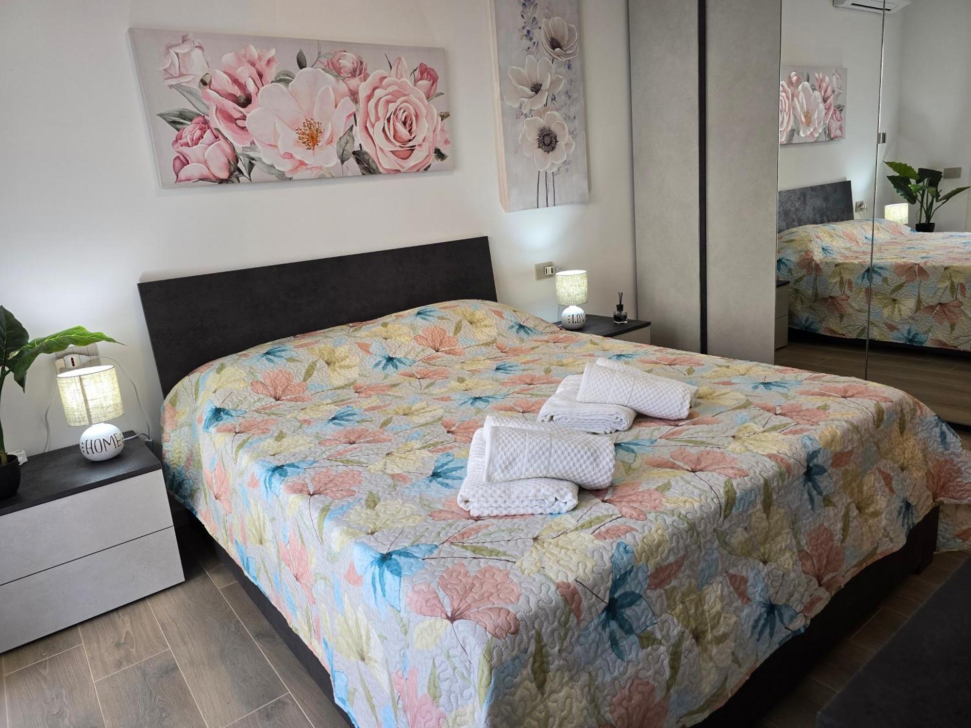 לינה וארוחת בוקר גורגונזולה New Living Milano מראה חיצוני תמונה
