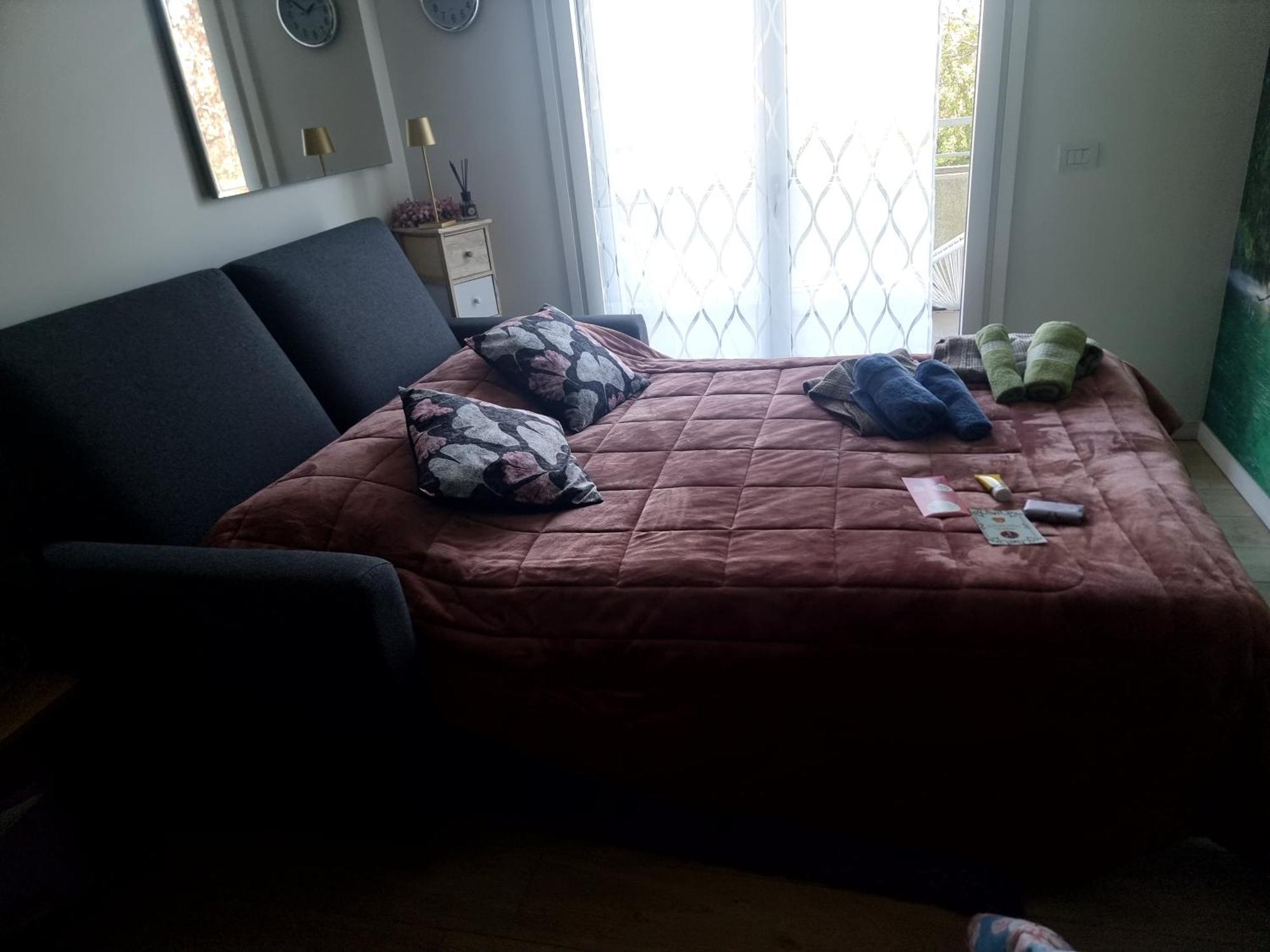לינה וארוחת בוקר גורגונזולה New Living Milano מראה חיצוני תמונה