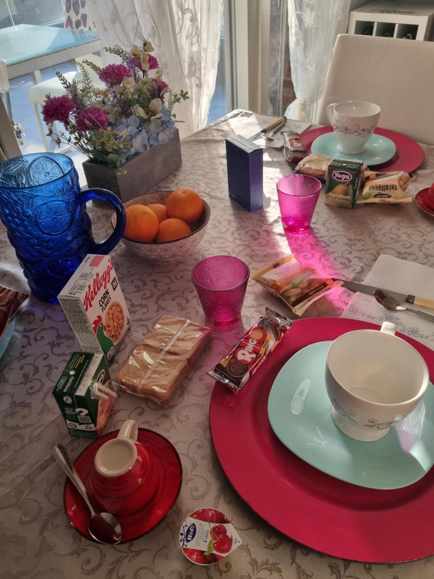 לינה וארוחת בוקר גורגונזולה New Living Milano מראה חיצוני תמונה
